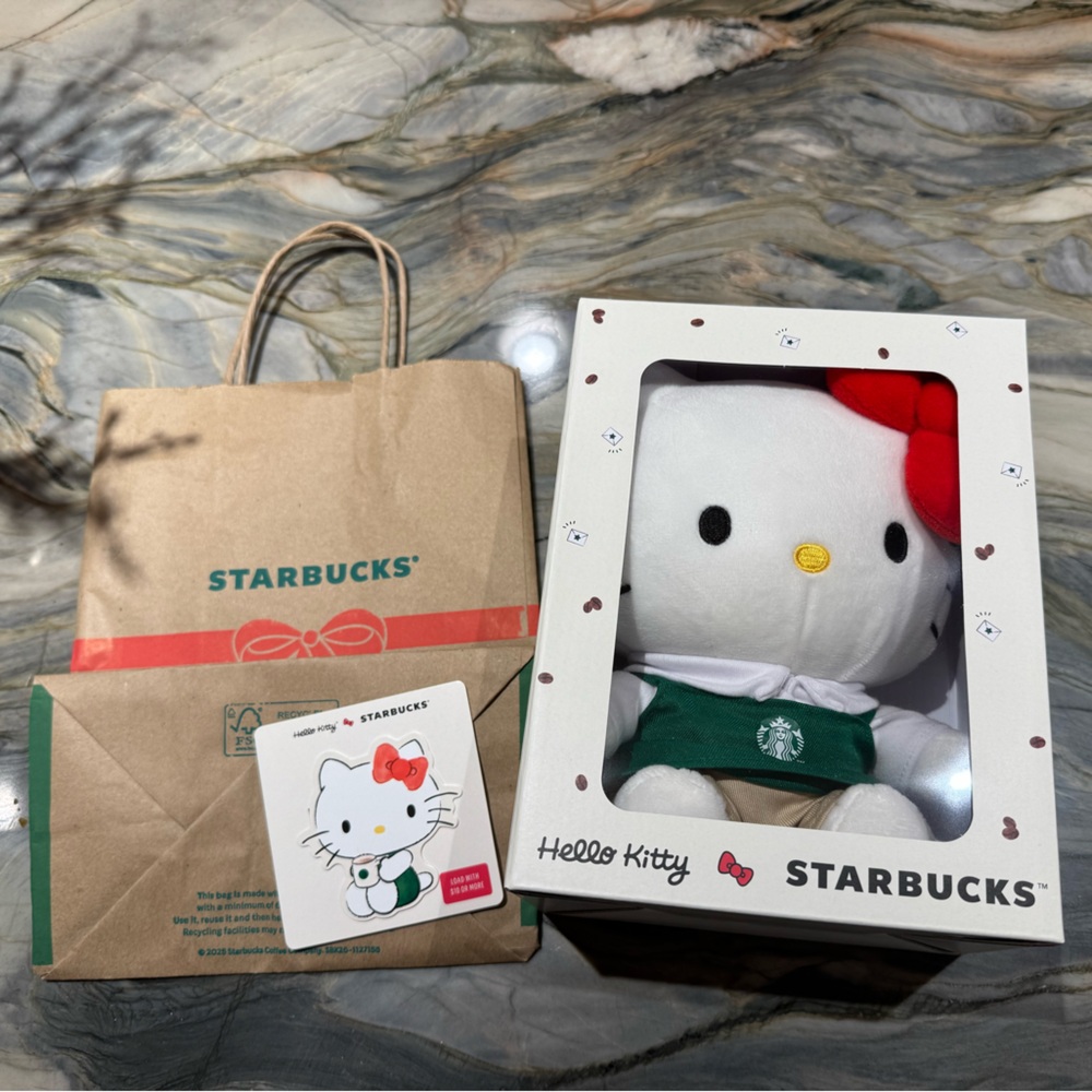 NEW 3pc Hello Kitty Starbucks Collectible Bearista Plush Gift Card Holiday Bag